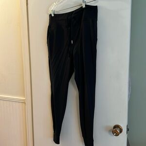 Halara black jogger style leggings size XL